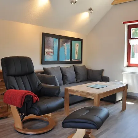 Apartment Cafe Landart Im Thueringer Finistere Plaue (Thuringia)