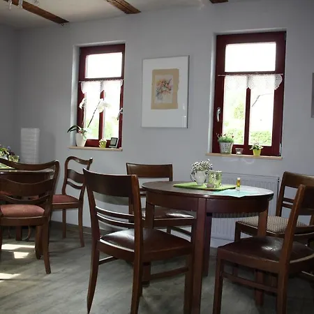Cafe Landart Im Thueringer Finistere 公寓