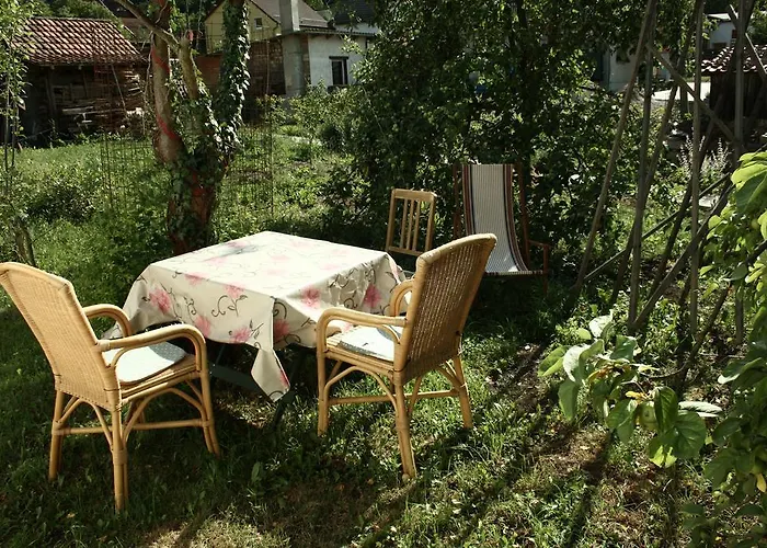 Cafe Landart Im Thueringer Finistere Lägenhet *