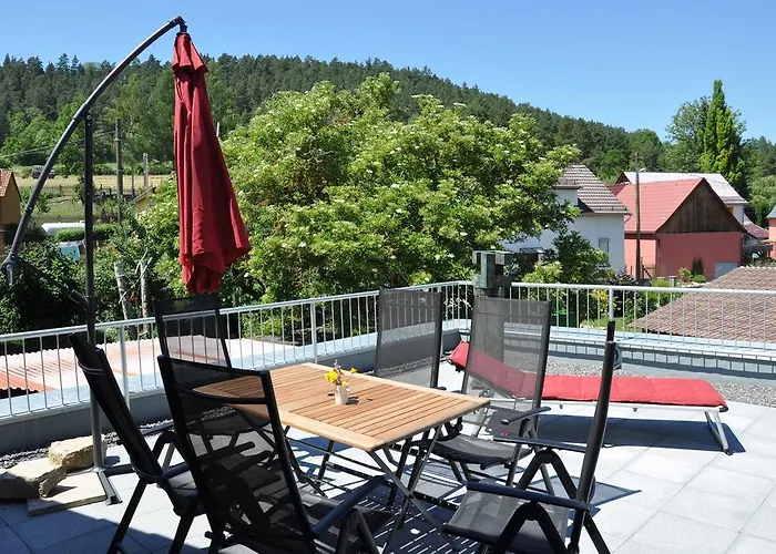 Cafe Landart Im Thueringer Finistere Lägenhet *